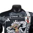 Camisa Japão 2025/26 – Monkey D. Luffy (Versão Jogador)