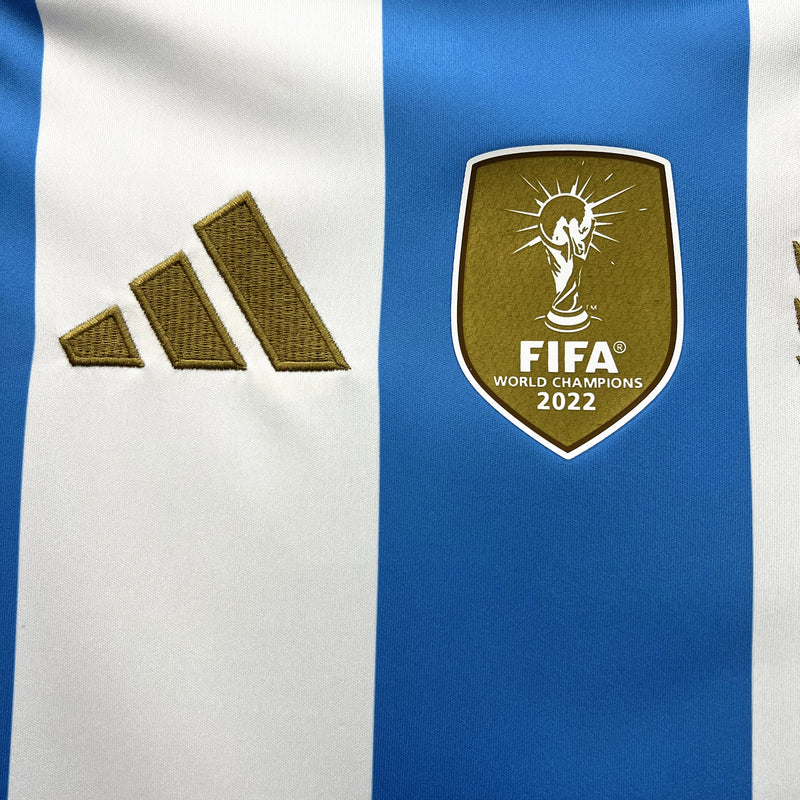 Camisa Seleção da Argentina I [Patch Campeão da Copa do Mundo] 2024 Adidas - Azul e Branca