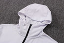 Conjunto de Moletom Nike Sportswear Tech Fleece Branco e Rosa