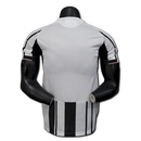 Camisa Juventus I 25/26 Preta e Branca - Adidas - Masculino Jogador