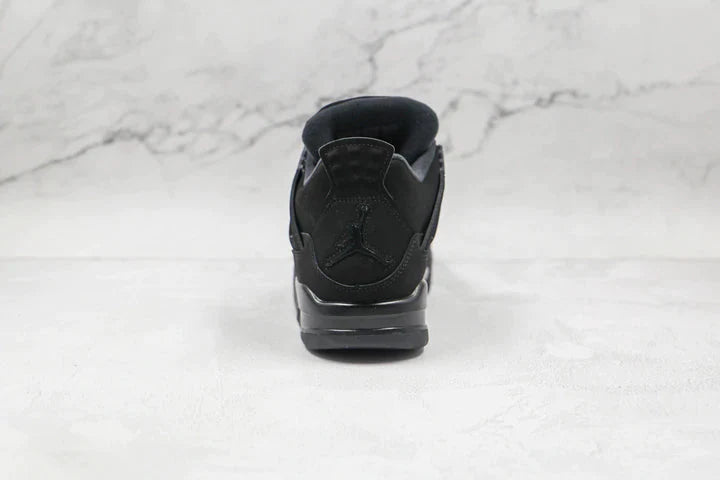 Tênis Nike Air Jordan 4 Retro Black Cat