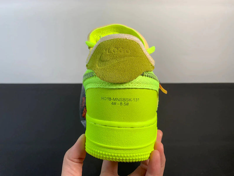 Tênis Nike Air Force 1 Low Off White Volt