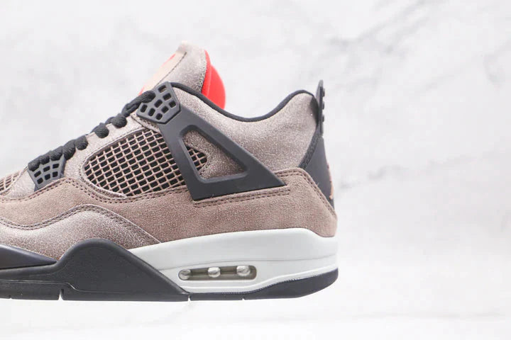 Tênis Nike Air Jordan 4 Retro Taupe Haze