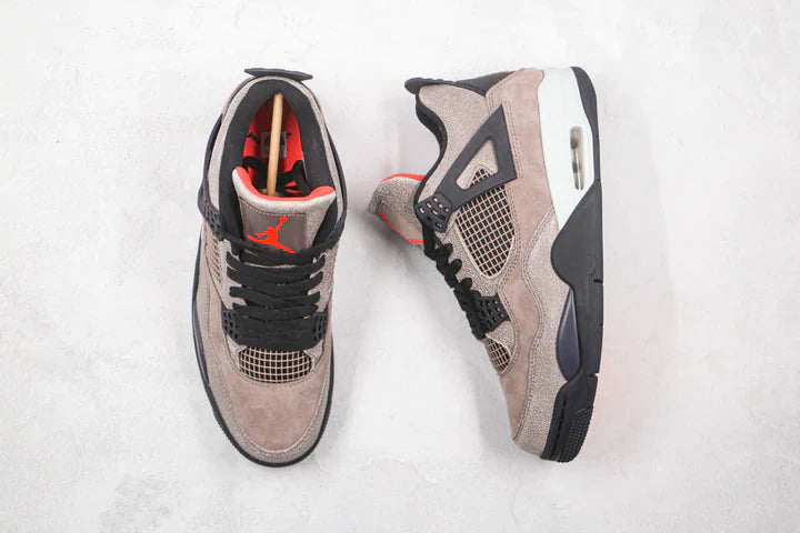 Tênis Nike Air Jordan 4 Retro Taupe Haze