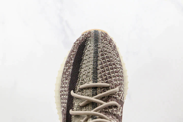 Tênis Adidas Yeezy Boost 350 V2 Zyon