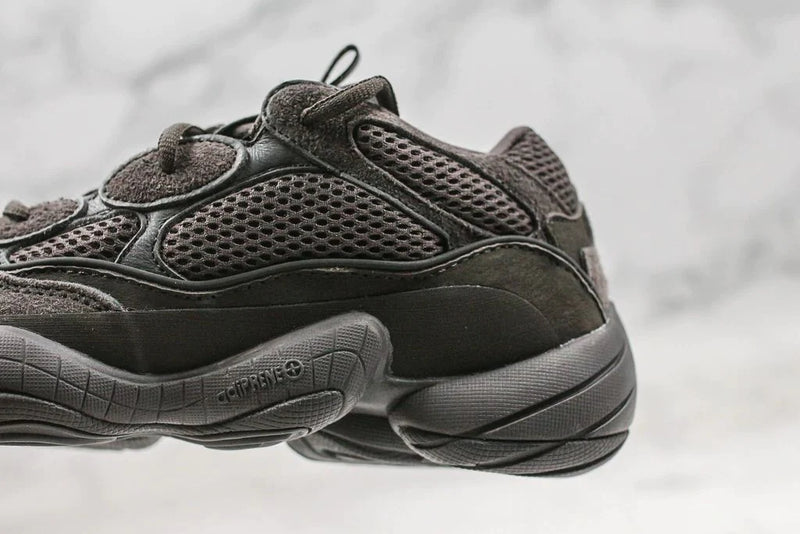 Tênis Adidas Yeezy Boost 500 Utility Black