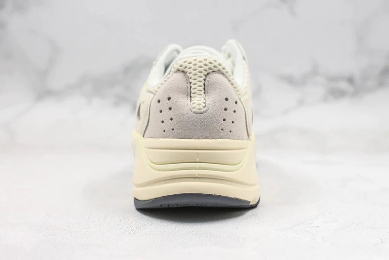 Tênis Adidas Yeezy Boost 700 Analog