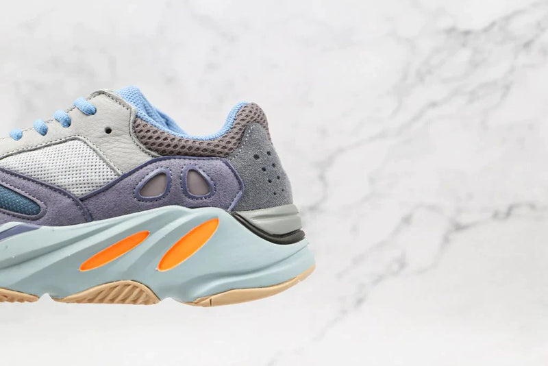 Tênis Adidas Yeezy Boost 700 Carbon Blue