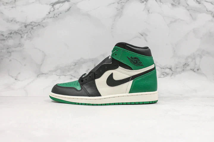 Tênis Nike Air Jordan 1 Retro High Pine Green