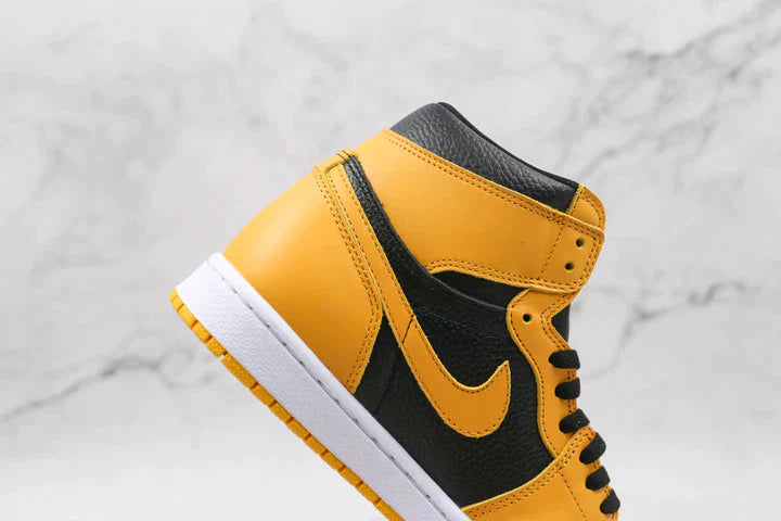 Tênis Nike Air Jordan 1 Retro High Pollen