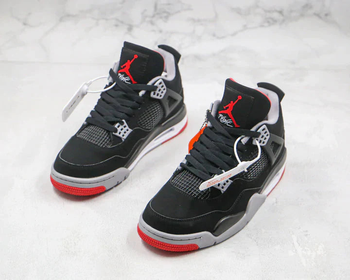 Tênis Nike Air Jordan 4 Retro Bred