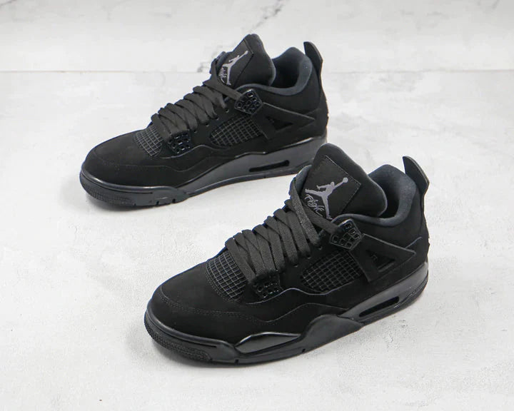 Tênis Nike Air Jordan 4 Retro Black Cat