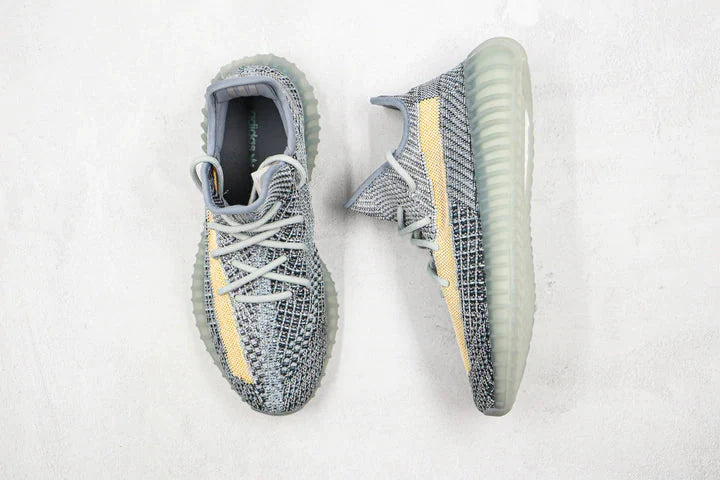 Tênis Adidas Yeezy Boost 350 V2 Ash Blue