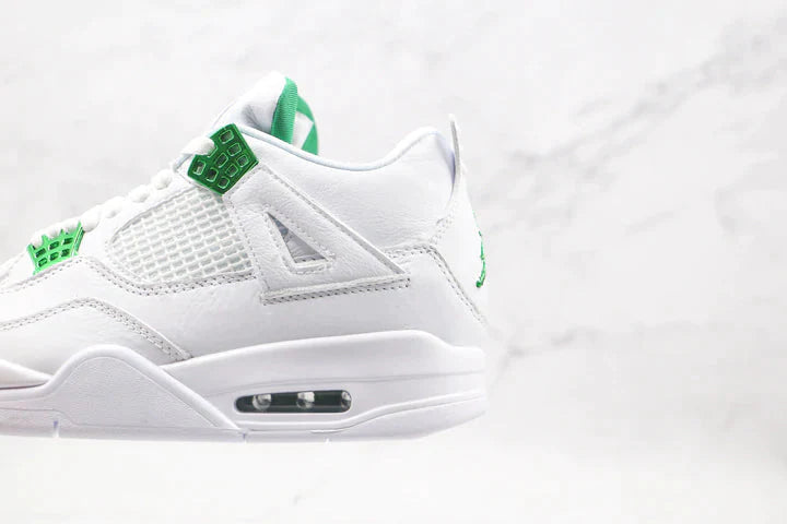 Tênis Nike Air Jordan 4 Retro Metallic Green