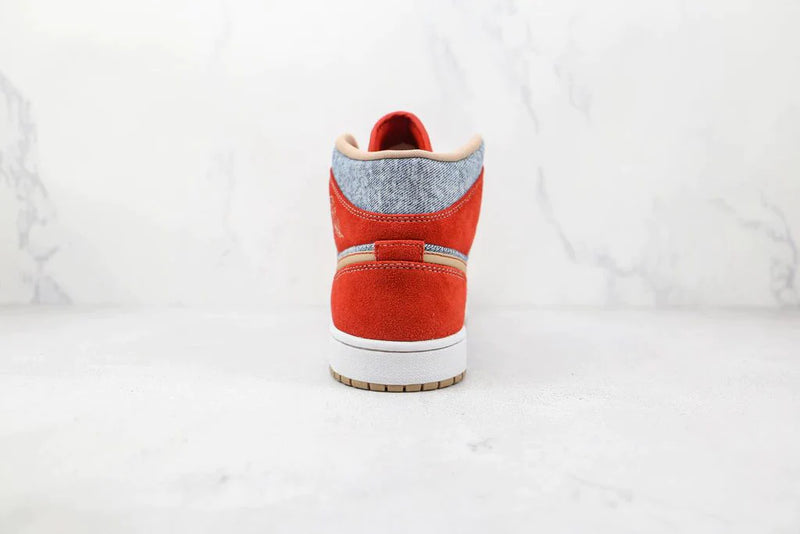 Tênis Nike Air Jordan 1 Mid Denim Red