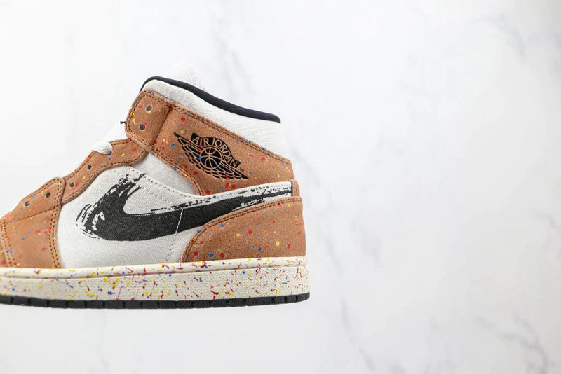 Tênis Nike Air Jordan 1 Mid Se Brushstroke