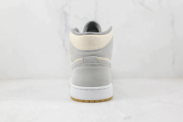 Tênis Nike Air Jordan 1 Mid Se Coconut Milk Particle Grey