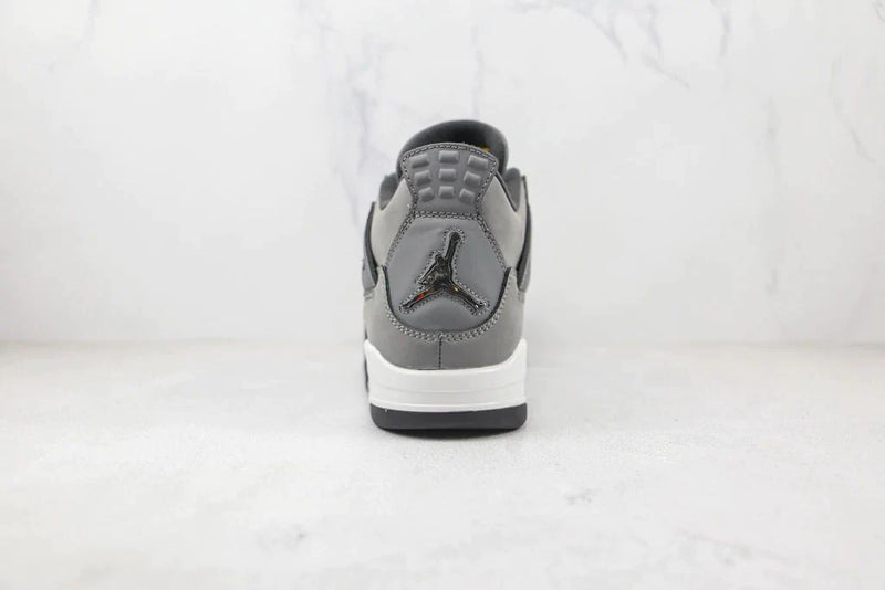 Tênis Nike Air Jordan 4 Retro Cool Grey