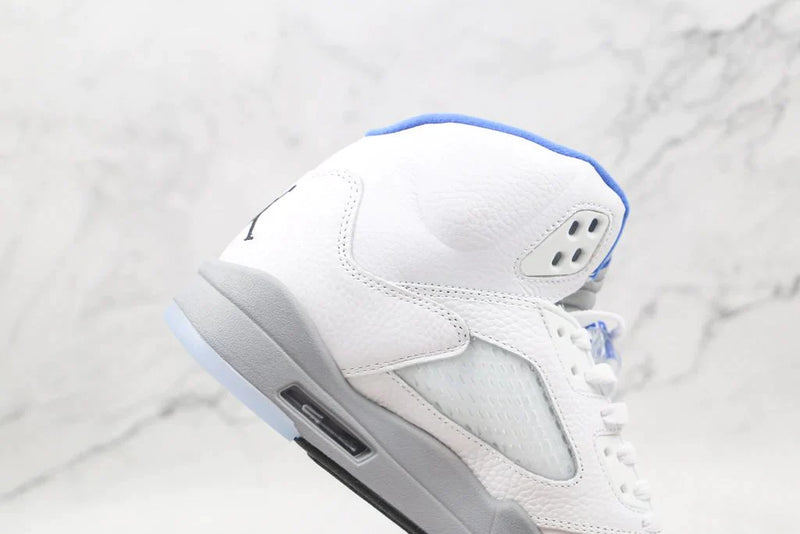 Tênis Nike Air Jordan 5 Retro White Stealth