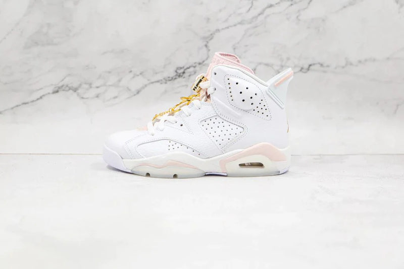 Tênis Nike Air Jordan 6 Retro Gold Hoops