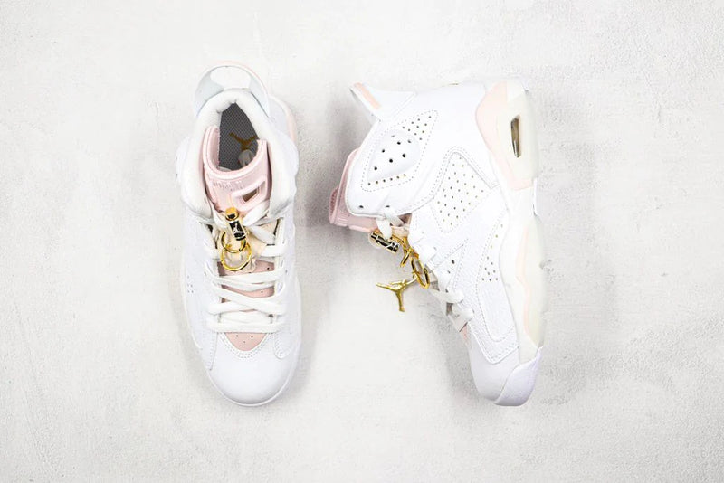 Tênis Nike Air Jordan 6 Retro Gold Hoops