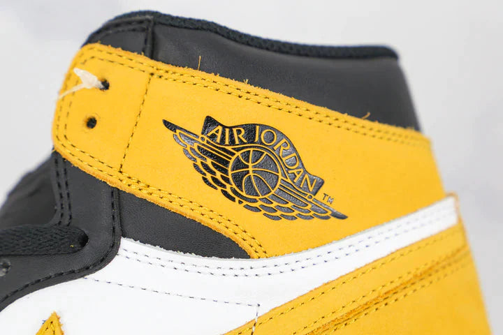 Tênis Nike Air Jordan 1 Retro High Yellow Ochre