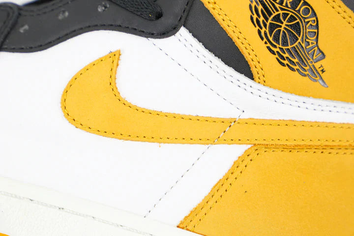 Tênis Nike Air Jordan 1 Retro High Yellow Ochre