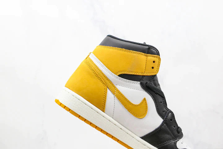 Tênis Nike Air Jordan 1 Retro High Yellow Ochre