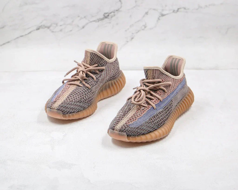 Tênis Adidas Yeezy Boost 350 V2 Fade