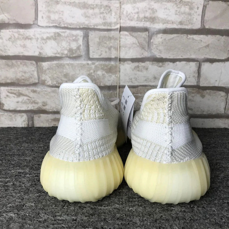 Tênis Adidas Yeezy Boost 350 V2 Natural