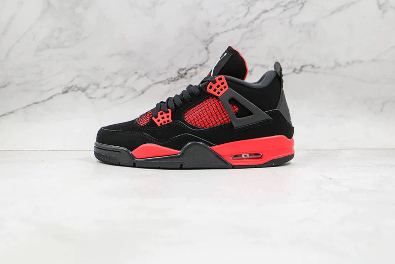 Tênis Nike Air Jordan 4 Retro Red Thunder