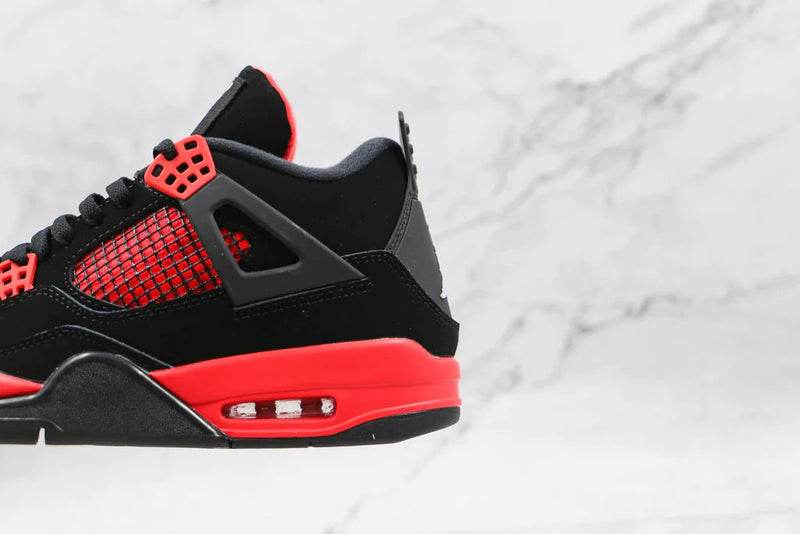 Tênis Nike Air Jordan 4 Retro Red Thunder