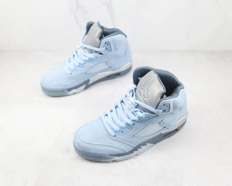 Tênis Nike Air Jordan 5 Retro Bluebird