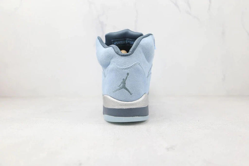 Tênis Nike Air Jordan 5 Retro Bluebird