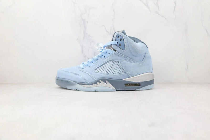 Tênis Nike Air Jordan 5 Retro Bluebird