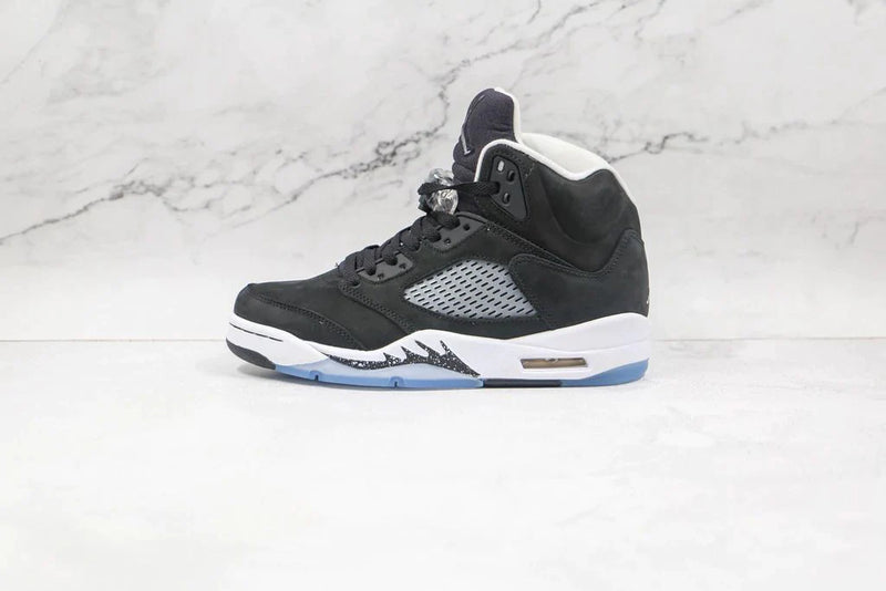 Tênis Nike Air Jordan 5 Retro Moonlight