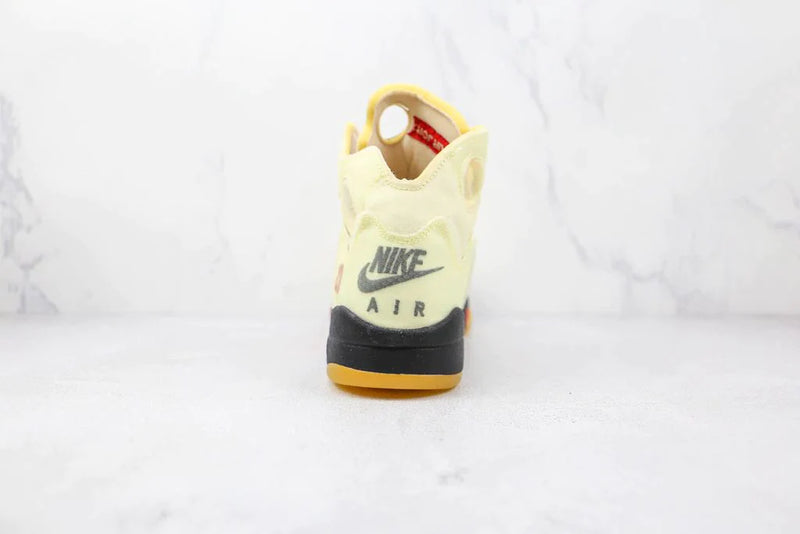 Tênis Nike Air Jordan 5 Retro Off-white Sail