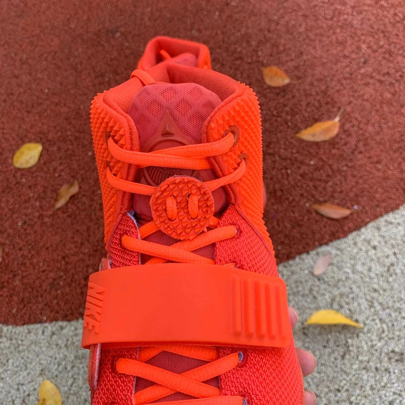 Tênis Nike Air Yeezy 2 Red October